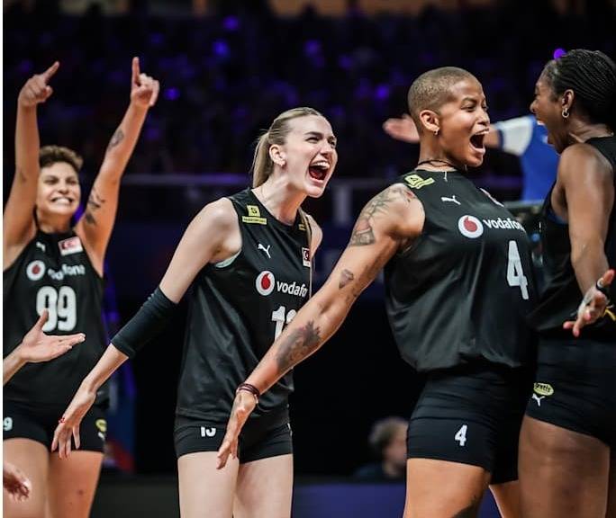 Filenin Sultanları salladı Hollanda'yı: Burası Apeldoorn İstanbul değil 6